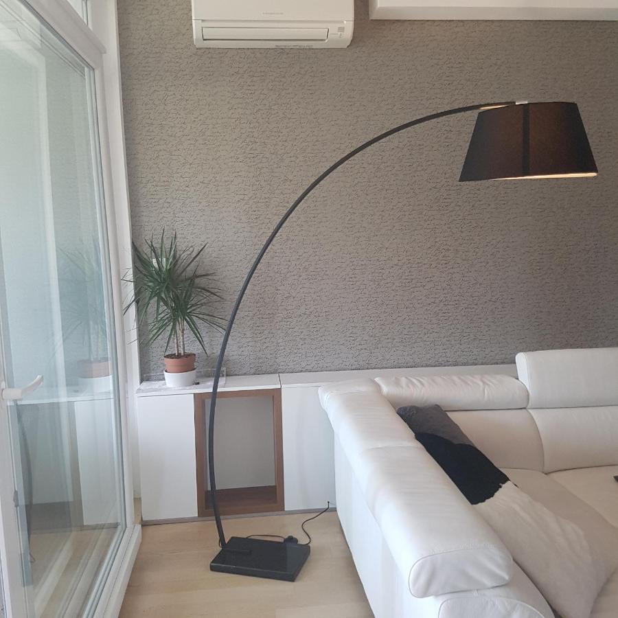 Adela Apartments 3 Morska Vila สปลิท ภายนอก รูปภาพ